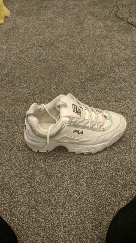 fila disruptor size 6